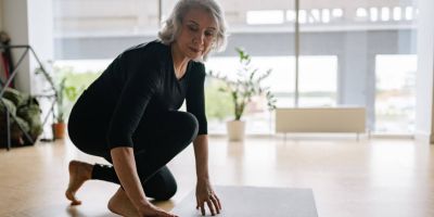 Entrenamiento con Power Plate en personas de edad avanzada
