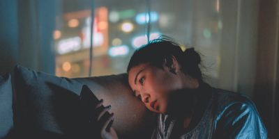 La luz azul y sus efectos en la salud